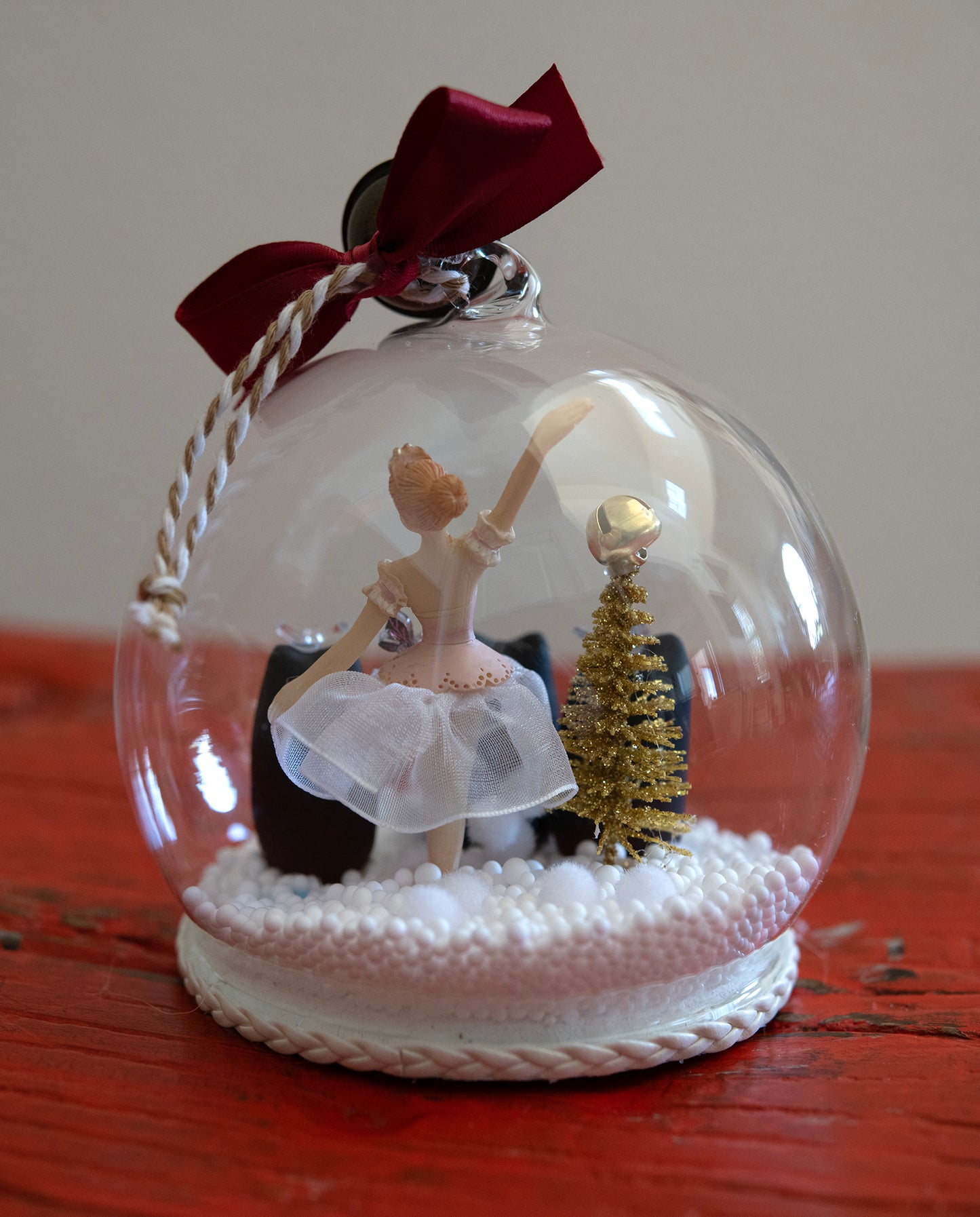 'THE DANCE CLASS 2' DONKO CAT ORNAMENT