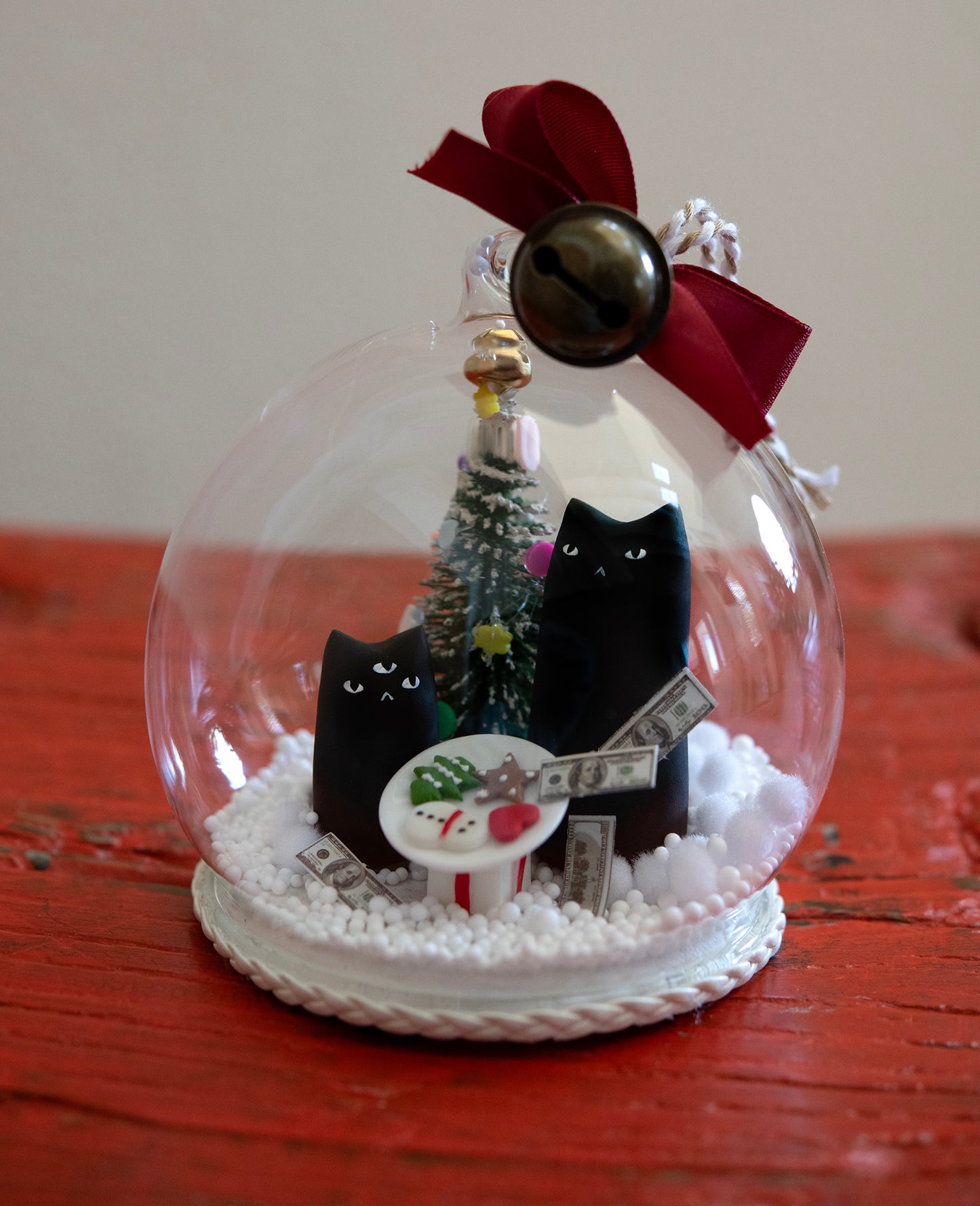 'COOKIE CELEBRATION' DONKO CAT ORNAMENT