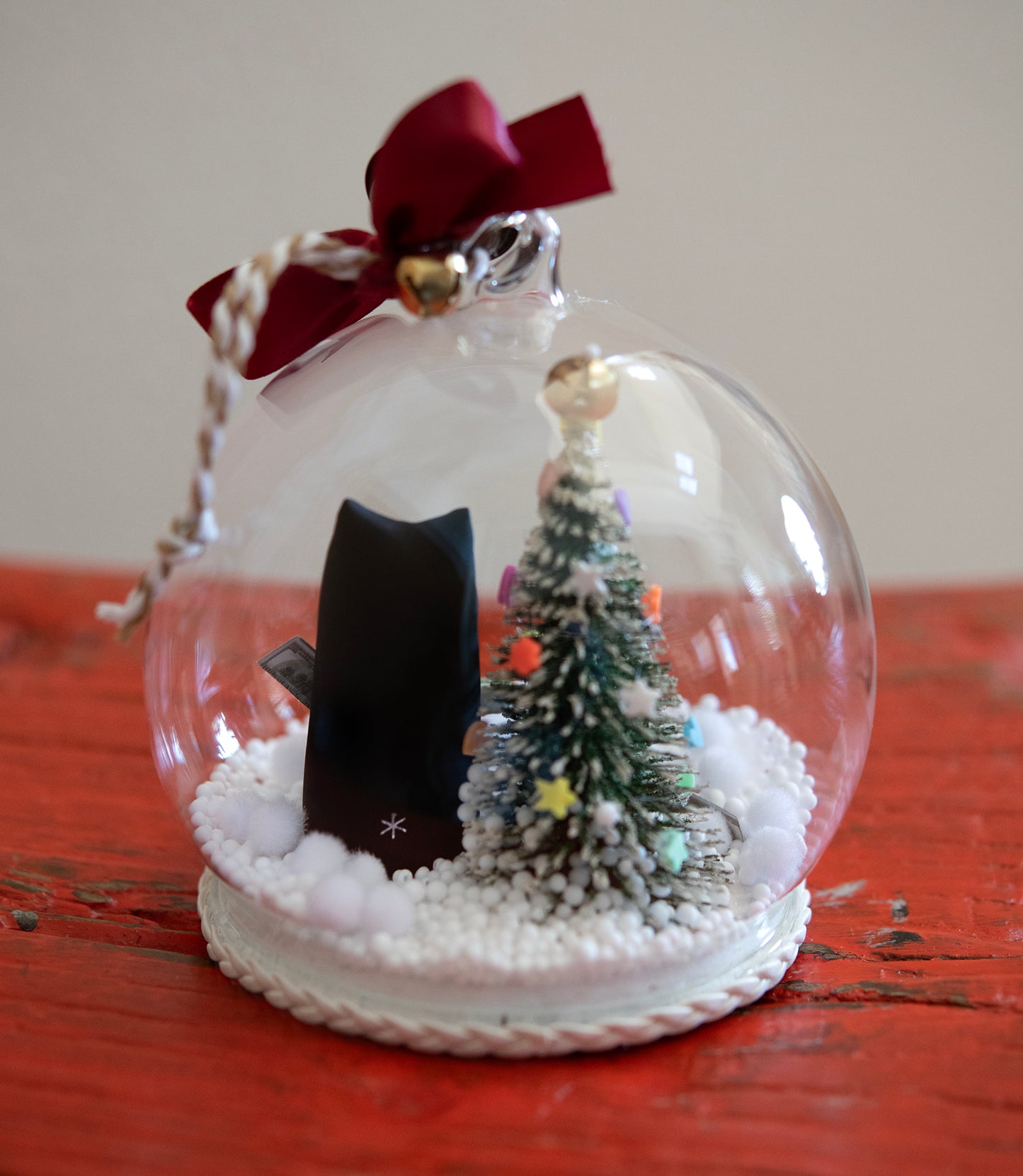 'COOKIE CELEBRATION' DONKO CAT ORNAMENT